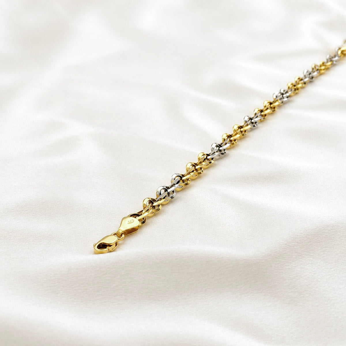 Italian Desaign - 18k Gold - image 3