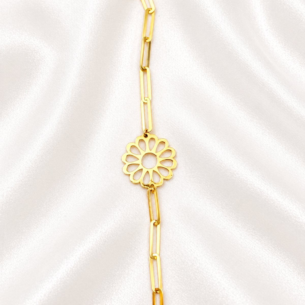 Exclusive Design - 18K Gold - image 3