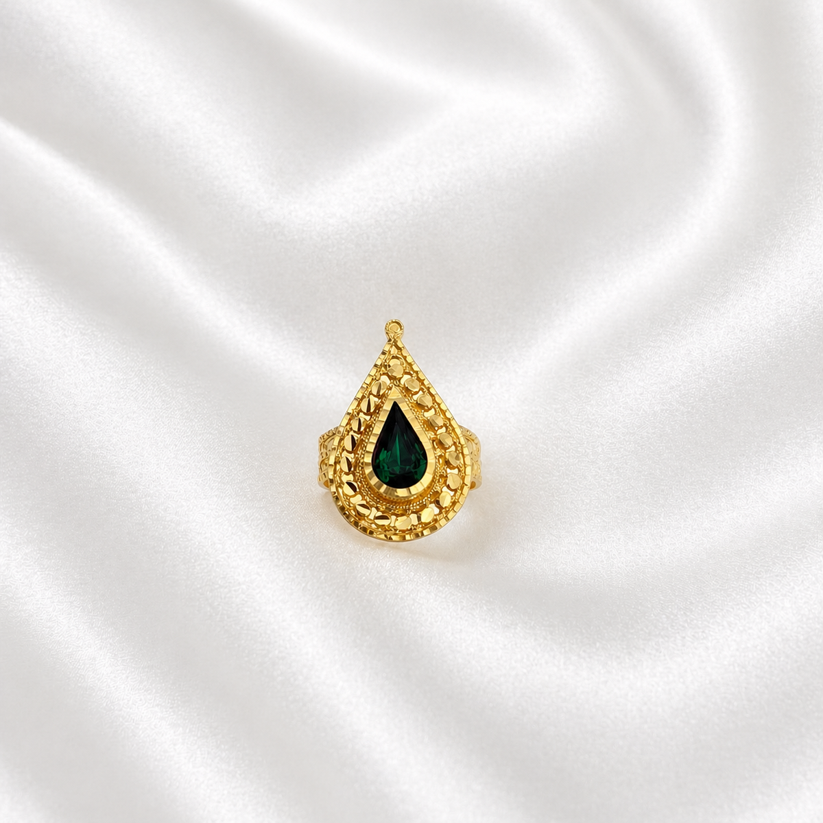 Exclusive Design With Green Stone - 21k Gold - image 1