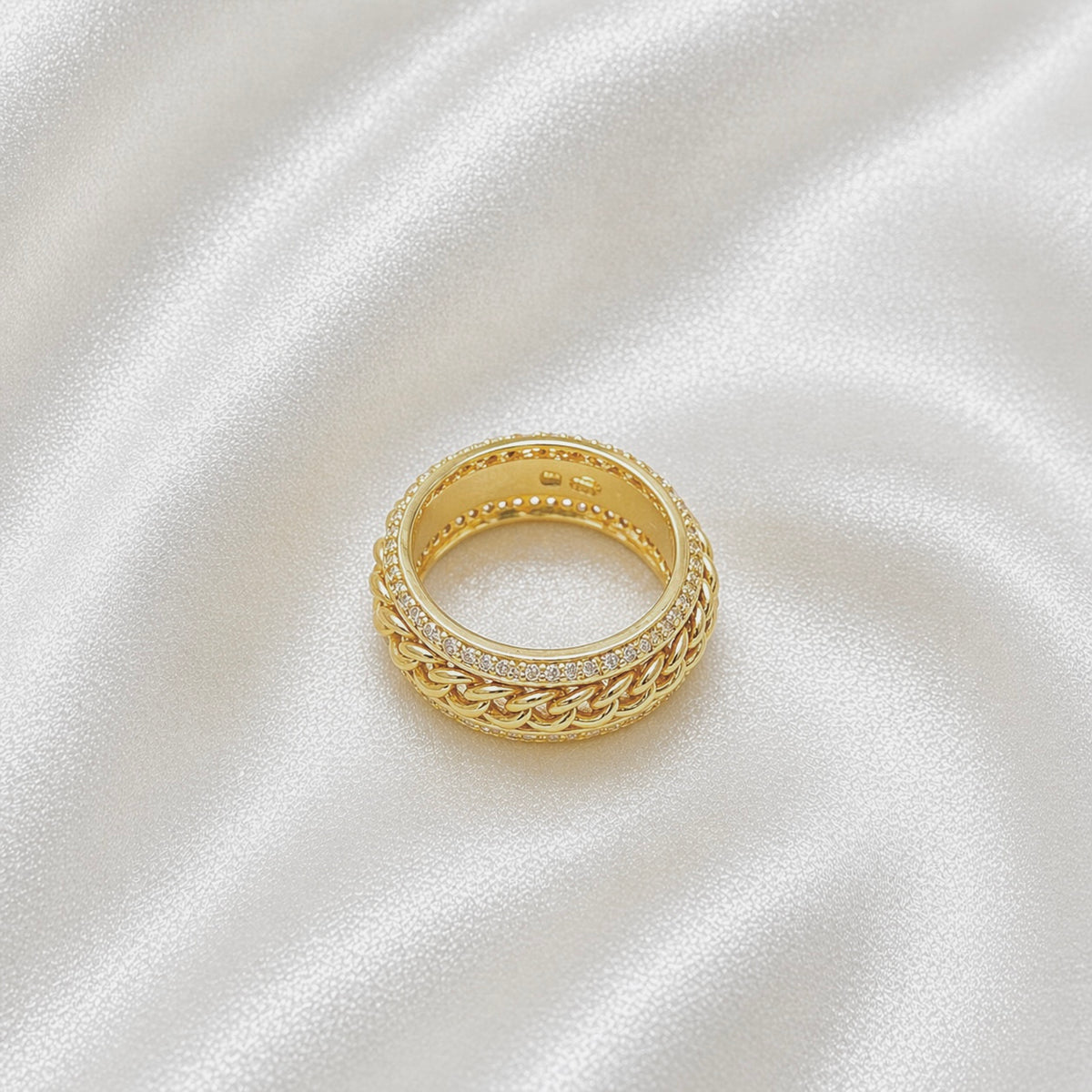 Exclusive Design - 18k Gold - image 2