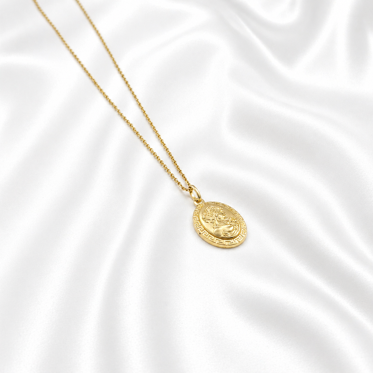 Queen's Design - 18k Gold - image 2