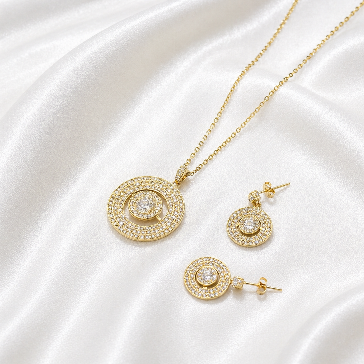 18k Gold - Sparkling Circle Set - image 2