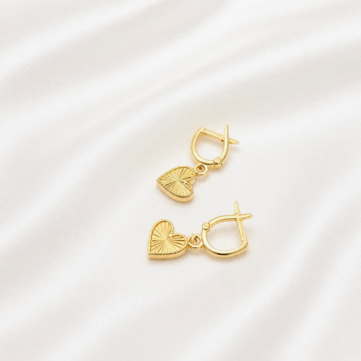 Heart Gold Earring - 21k - image 1