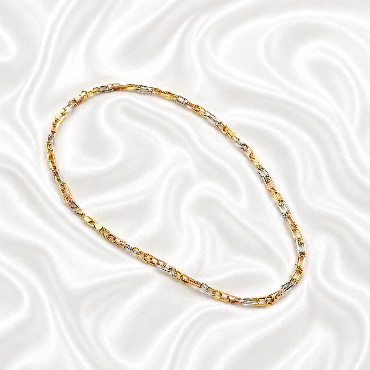 Exclusive Design - 18k Gold - image 1
