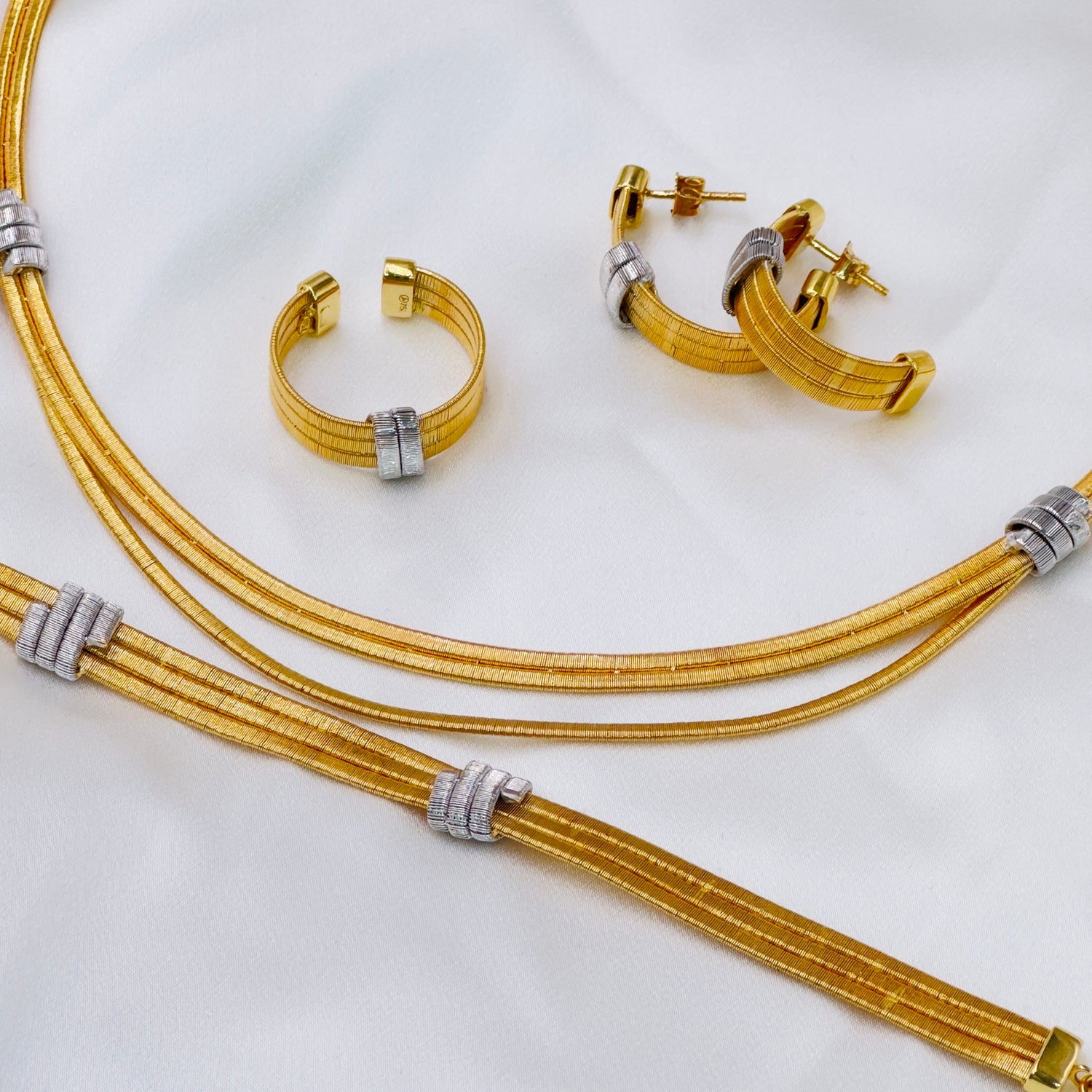 The White Touch - 18K Full Set for Women