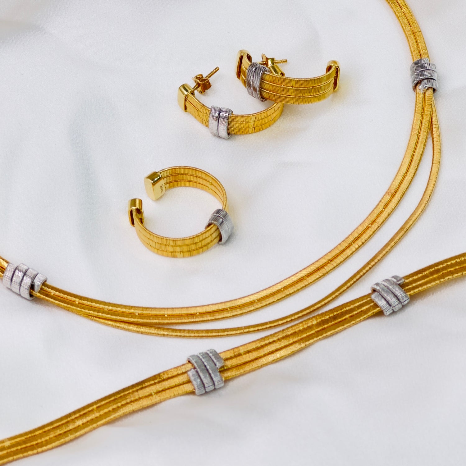 The White Touch - 18K Full Set for Women