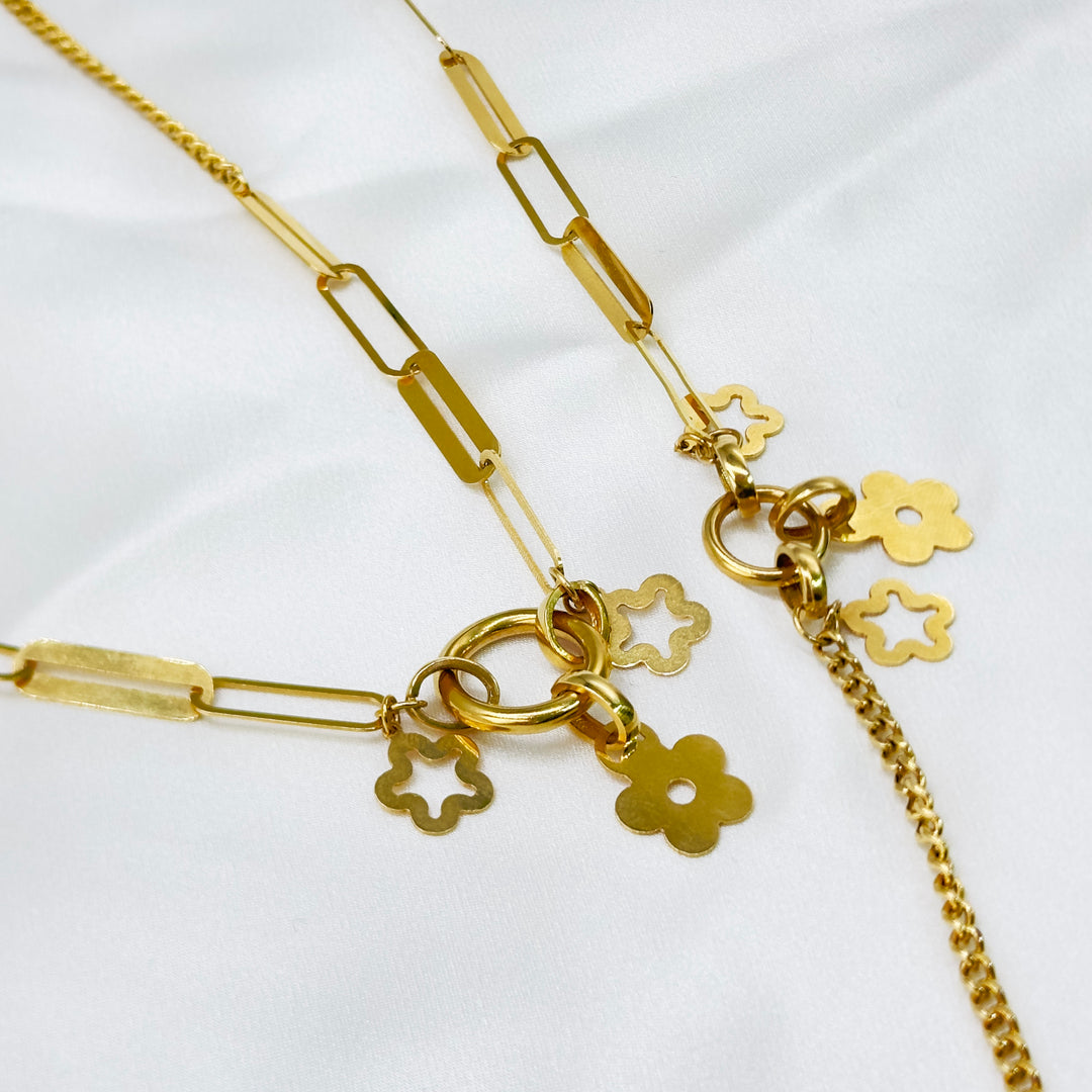 Popular Design For Daily Use - 18 Karat Half Set